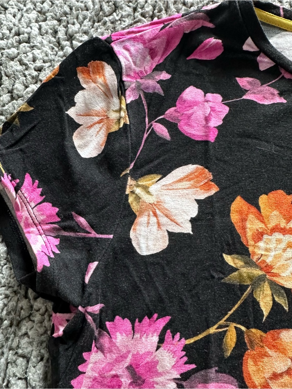 Ted Baker Arbyela Black Floral Short Sleeve Top, Small, Size 1 - Picture 5 of 6